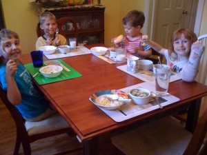 kids-dinner-photo